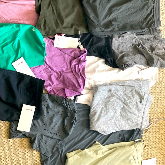 Lululemon 13 piece lot size 10 - Picture 1 of 4